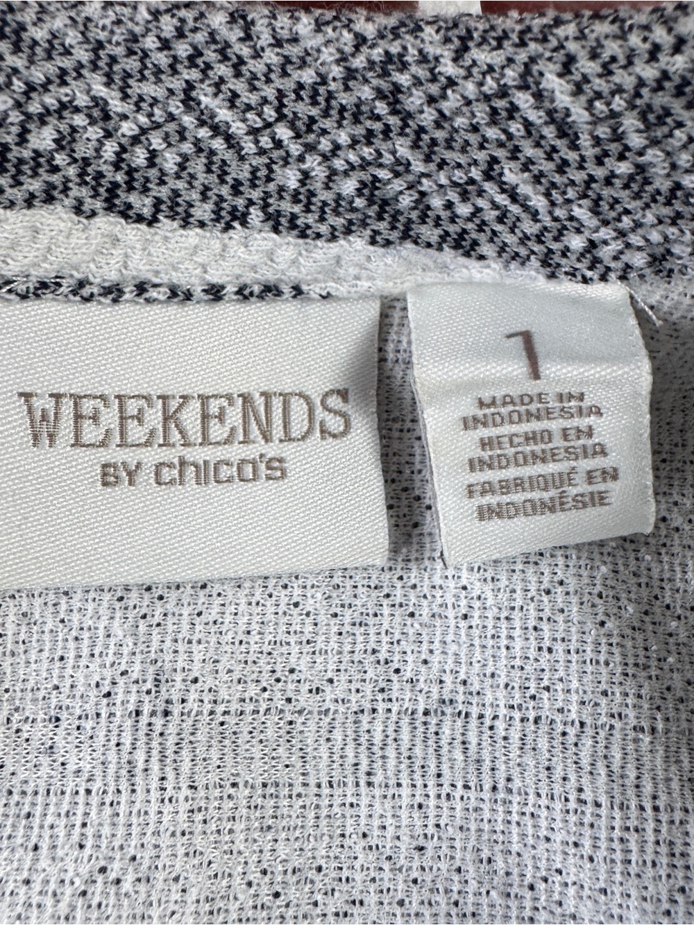 Weekends by Chicos Size 1 Top Womens M/8 Gray White Upper Back Tie Short Sleeve - Picture 5 of 8